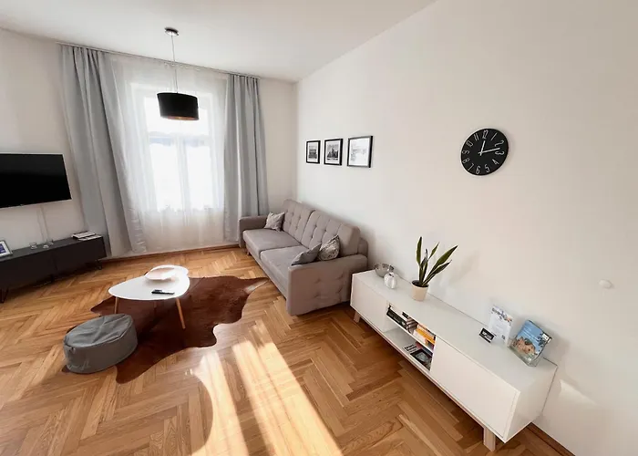 Firstclass 2r_apartment In